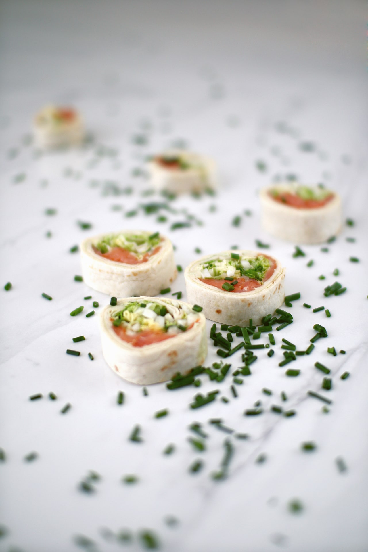 lachs mini wrap häppchen für business meeting oder canapes für private feiern finger food hamburg catering kiserwetter